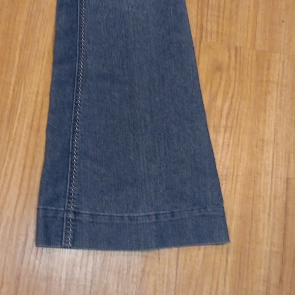 Women's Cache Size 0 new with tags flare jeans - Picture 4 of 10
